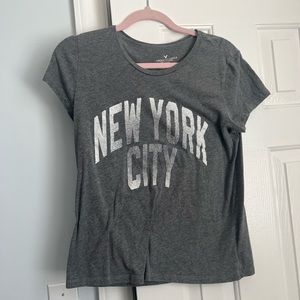american eagle grey tee